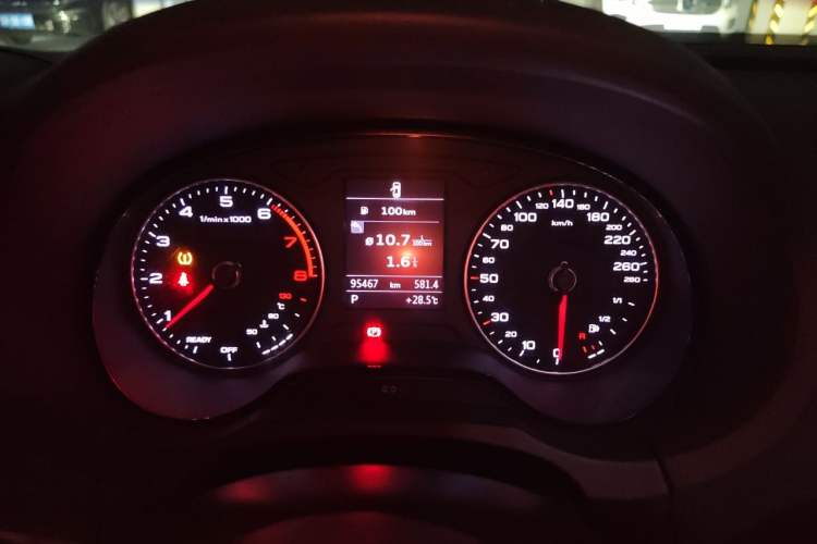Used Audi A3 2017 Limousine 40 TFSI Sport Edition Instrument Cluster