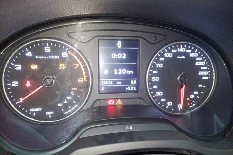 Used Audi A3 2017 Limousine 35 TFSI Fashion Model Instrument Cluster
