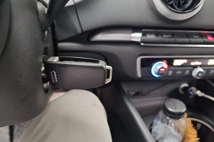 Used Audi A3 2017 Sportback 35 TFSI Sport Edition Interior 1