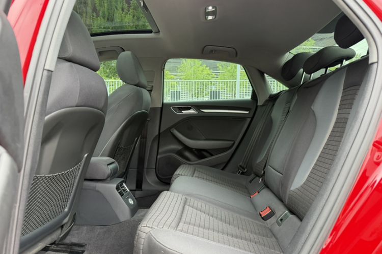 Used Audi A3 2017 Limousine 35 TFSI Sport Edition Interior 10