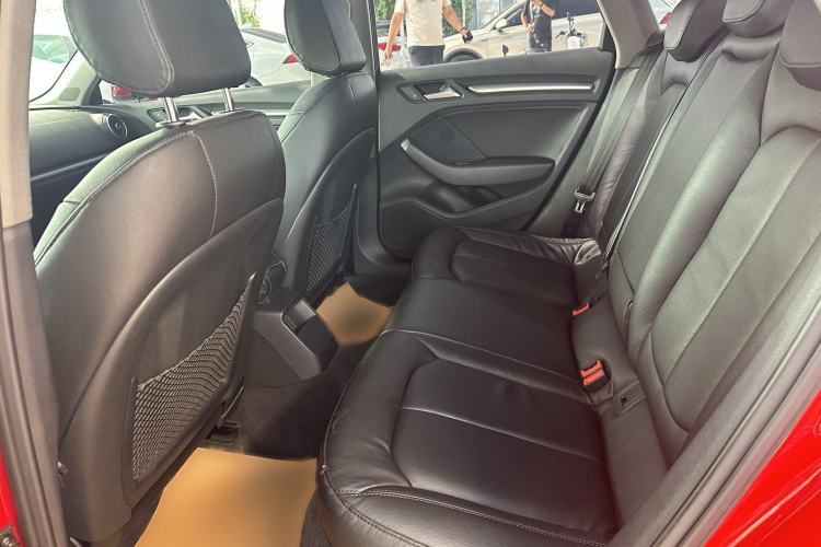Used Audi A3 2017 Limousine 35 TFSI Ambition Edition Interior 3