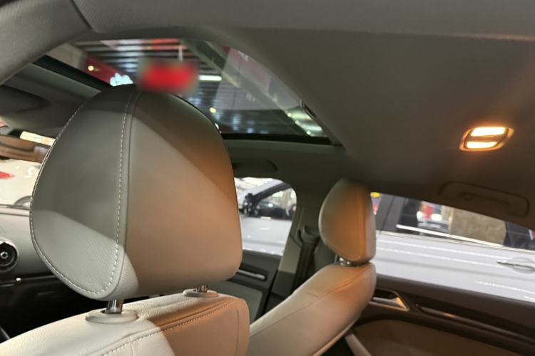 Used Audi A3 2017 Limousine 35 TFSI Fashion Model Interior 4