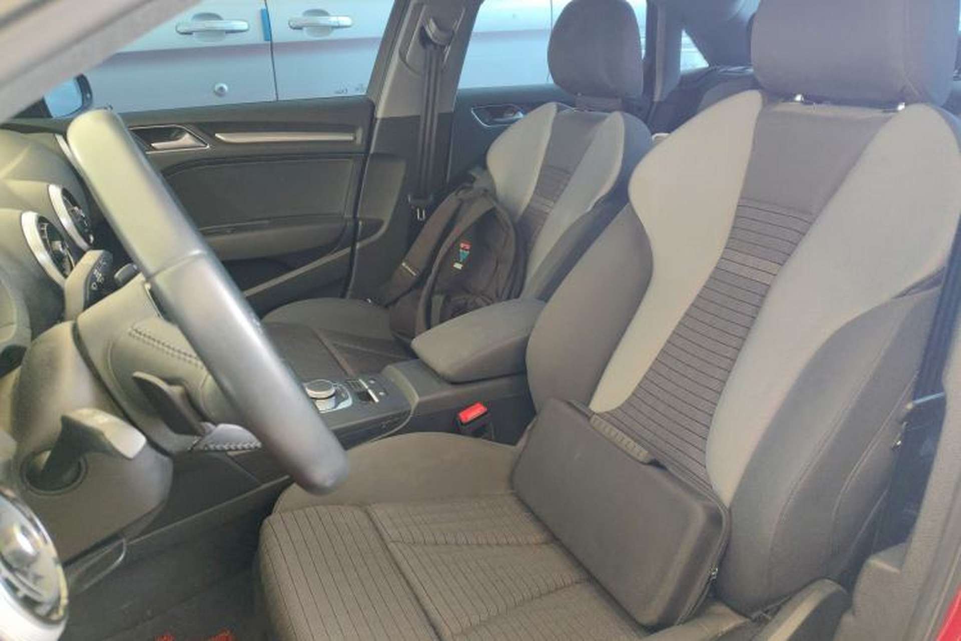 Used Audi A3 2017 Limousine 35 TFSI Sport Edition Left Front Seat