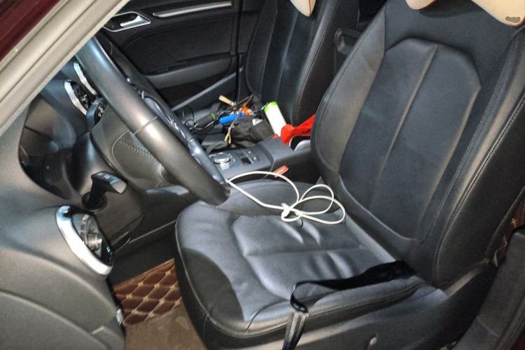Used Audi A3 2017 Limousine 35 TFSI Style Edition Left Front Seat