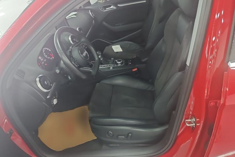 Used Audi A3 2017 Limousine 40 TFSI Sport Edition Left Front Seat