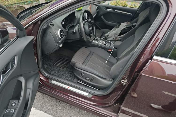 Used Audi A3 2017 Sportback 35 TFSI Sport Edition Left Front Seat