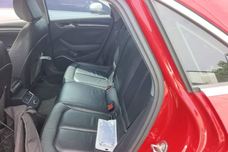 Used Audi A3 2017 Limousine 40 TFSI Style Edition Left Rear Seat