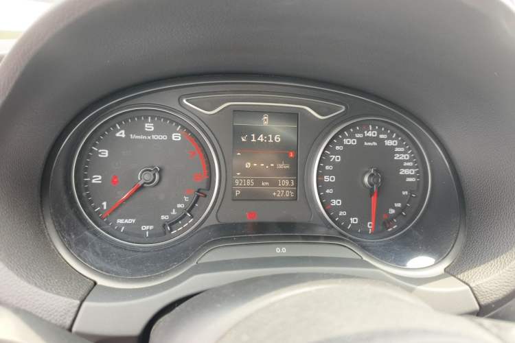 Used Audi A3 2017 Limousine 40 TFSI Style Edition Odometer Close Up