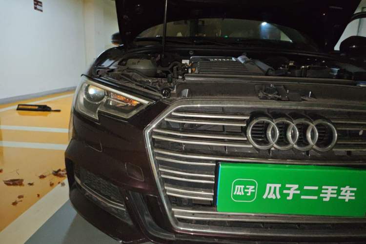 Used Audi A3 2017 Limousine 35 TFSI Fashion Model Right Front Headlight
