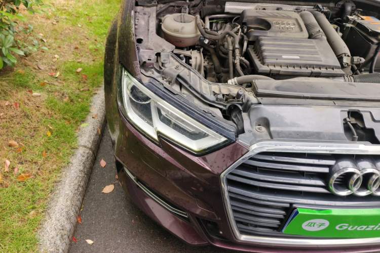 Used Audi A3 2017 Limousine 35 TFSI Fashion Model Right Front Headlight