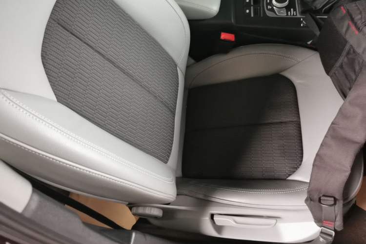 Used Audi A3 2017 Limousine 35 TFSI Fashion Model Right Front Seat