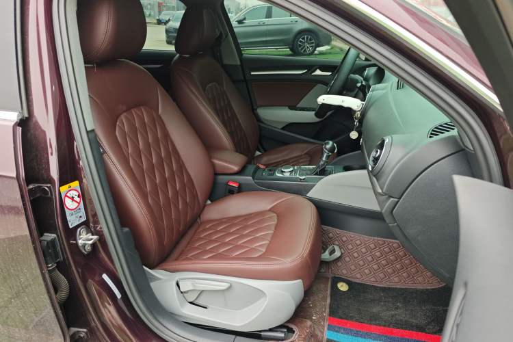 Used Audi A3 2017 Sportback 35 TFSI Ambition Edition Right Front Seat