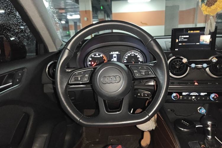 Used Audi A3 2017 Sportback 35 TFSI Sport Edition Steering Wheel