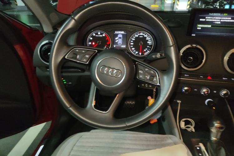 Used Audi A3 2017 Sportback 35 TFSI Fashion Model Steering Wheel