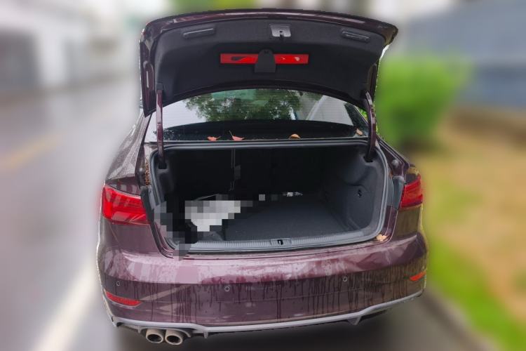 Used Audi A3 2017 Limousine 35 TFSI Fashion Model Trunk