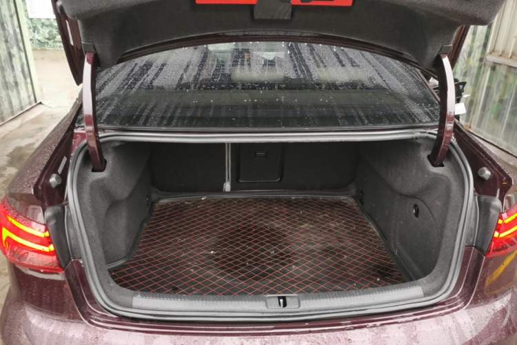 Used Audi A3 2017 Limousine 35 TFSI Fashion Model Trunk