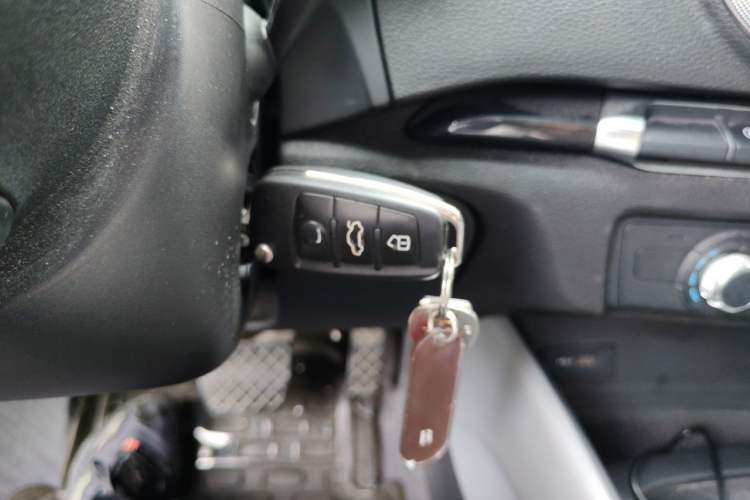 Used Audi A3 2017 Limousine 35 TFSI Fashion Model Vehicle Key