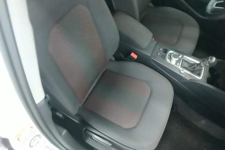 Used Audi A3 2017 Sportback 35 TFSI Ambition Edition Right Front Seat