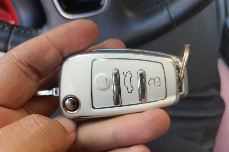 Used Audi A3 2017 Sportback 35 TFSI Fashion Model Vehicle Key