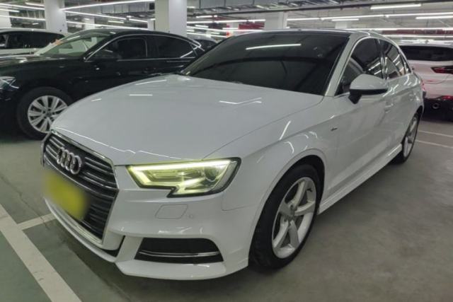 Used Audi A3 2017 Limousine 35 TFSI Fashion Model