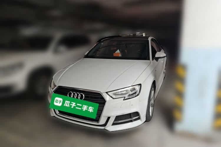 Used Audi A3 2017 Limousine 35 TFSI Fashion Model Guazi used car, China used car export, Used car for sale, Used cars, Cheapest cars for sale