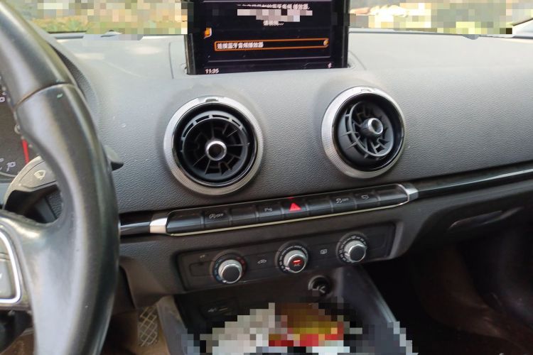 Used Audi A3 2017 Limousine 35 TFSI Fashion Model Audio And AC Panel