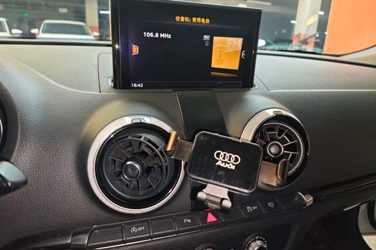 Used Audi A3 2017 Sportback 35 TFSI Fashion Model Audio And AC Panel