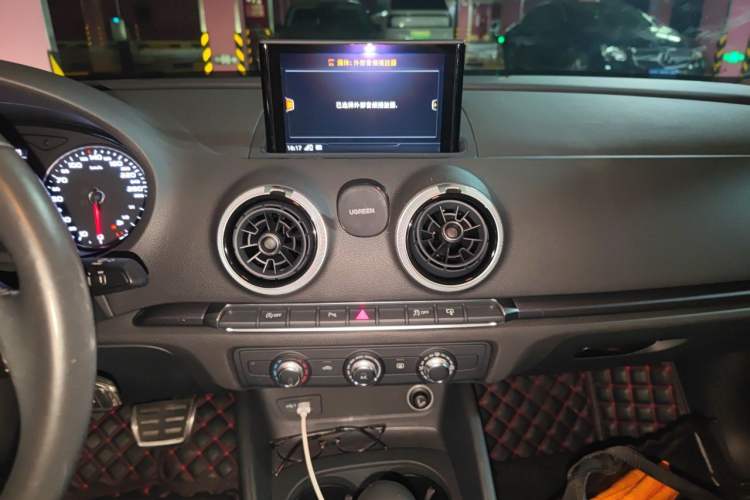Used Audi A3 2017 Limousine 35 TFSI Fashion Model Audio And AC Panel