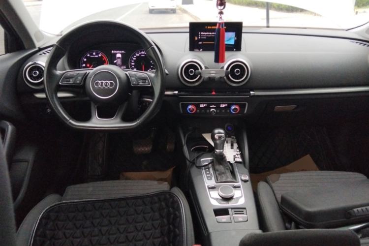 Used Audi A3 2017 Sportback 35 TFSI Sport Edition Center Console