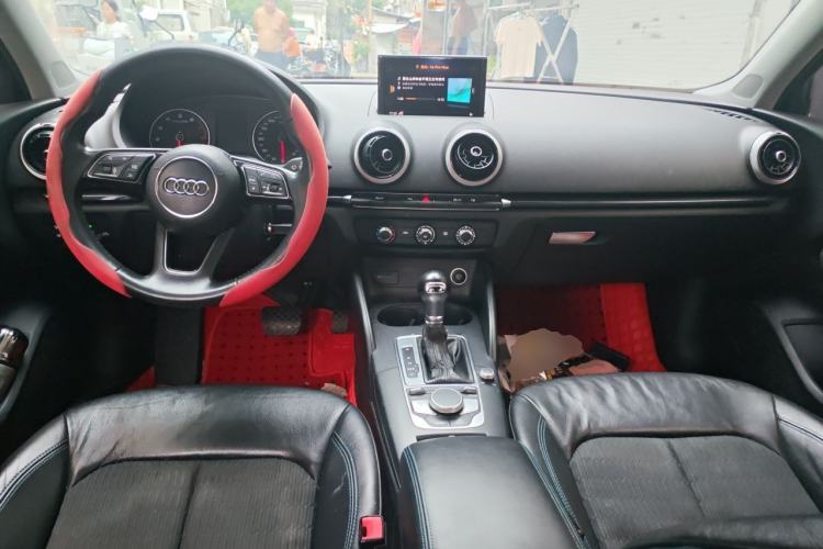 Used Audi A3 2017 Limousine 35 TFSI Fashion Model Center Console