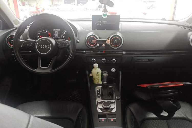 Used Audi A3 2017 Sportback 35 TFSI Fashion Model Center Console