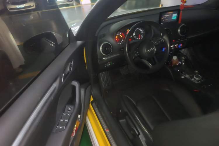 Used Audi A3 2017 Cabriolet 40 TFSI Driver Seat
