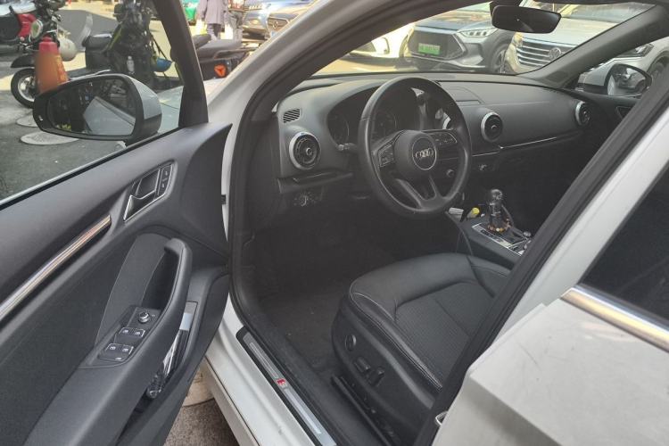 Used Audi A3 2017 Sportback 35 TFSI Fashion Model Driver Seat