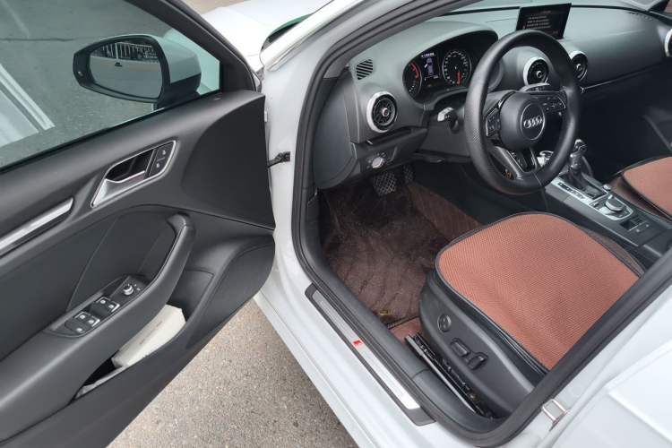 Used Audi A3 2017 Sportback 35 TFSI Fashion Model Driver Seat