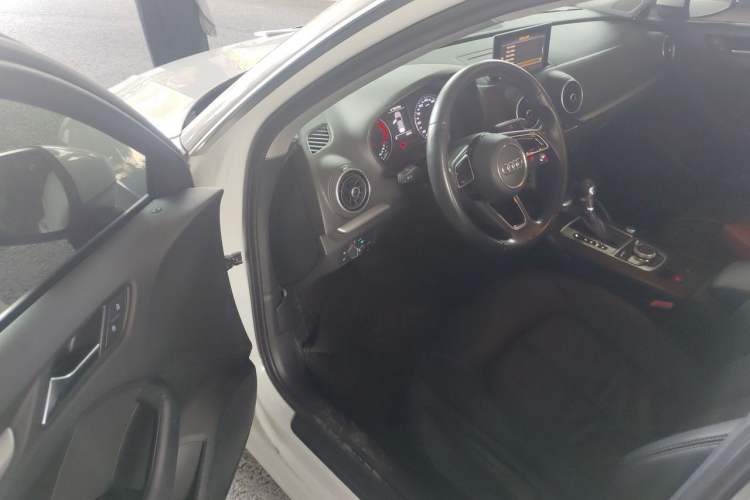 Used Audi A3 2017 Sportback 35 TFSI Ambition Edition Driver Seat