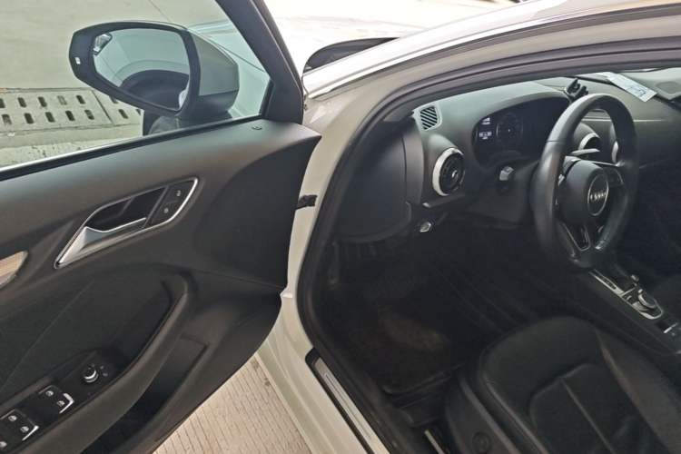 Used Audi A3 2017 Sportback 35 TFSI Style Edition Driver Seat