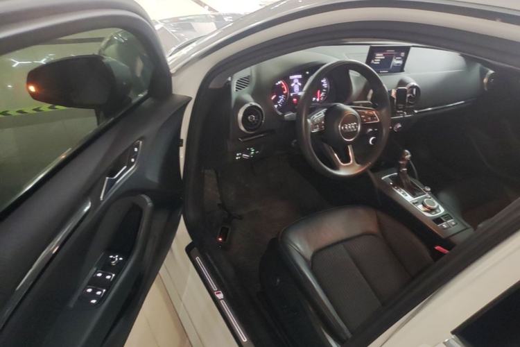 Used Audi A3 2017 Sportback 35 TFSI Ambition Edition Driver Seat