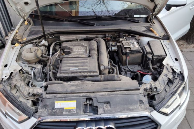 Used Audi A3 2017 Limousine 35 TFSI Ambition Edition Engine Bay