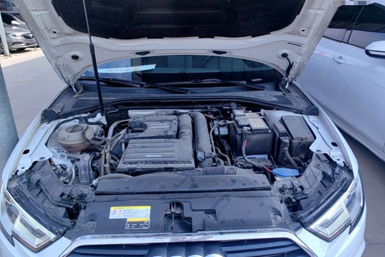 Used Audi A3 2017 Limousine 35 TFSI Ambition Edition Engine Bay