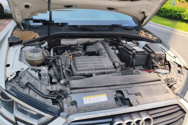 Used Audi A3 2017 Limousine 35 TFSI Fashion Model Engine Bay