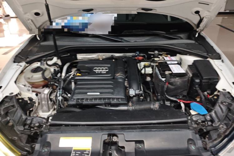 Used Audi A3 2017 Limousine 35 TFSI Ambition Edition Engine Bay