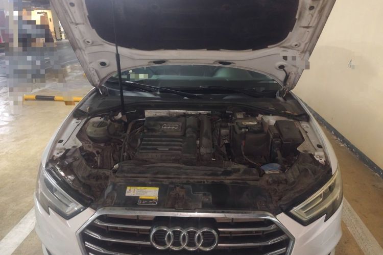 Used Audi A3 2017 Limousine 35 TFSI Style Edition Engine Bay