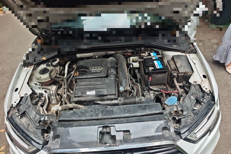 Used Audi A3 2017 Limousine 35 TFSI Sport Edition Engine Bay