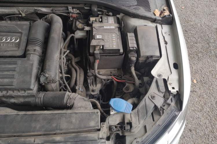 Used Audi A3 2017 Sportback 35 TFSI Fashion Model Engine Bay Left