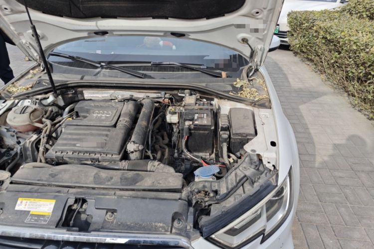 Used Audi A3 2017 Limousine 35 TFSI Fashion Model Engine Bay Left