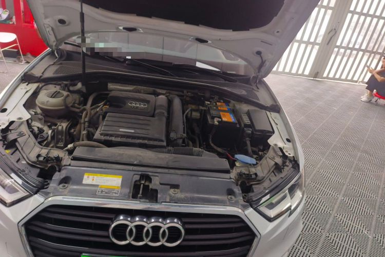 Used Audi A3 2017 Limousine 35 TFSI Fashion Model Engine Bay Left