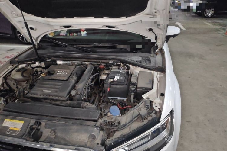 Used Audi A3 2017 Sportback 35 TFSI Sport Edition Engine Bay Left