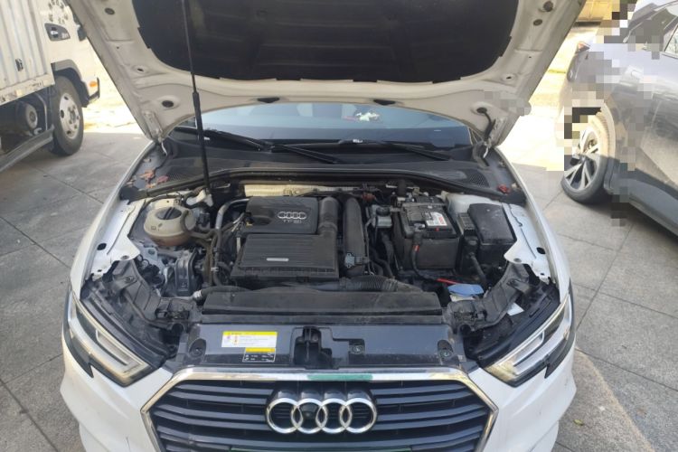 Used Audi A3 2017 Limousine 35 TFSI Sport Edition Engine Bay