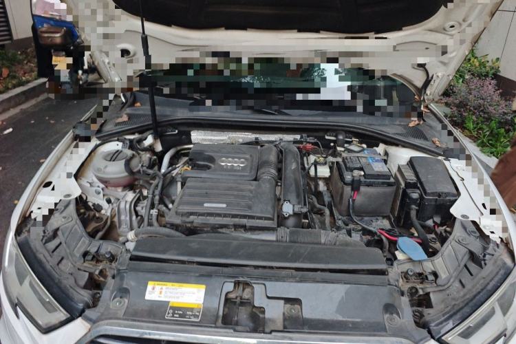 Used Audi A3 2017 Limousine 35 TFSI Fashion Model Engine Bay