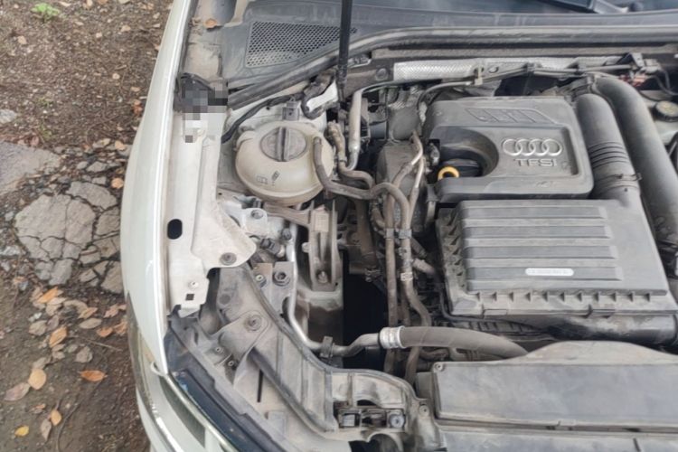 Used Audi A3 2017 Sportback 35 TFSI Fashion Model Engine Bay Right